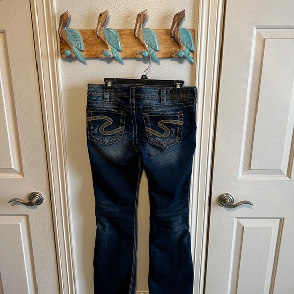 SILVER JEAN Distressed Low Boot - Picture 4 of 4